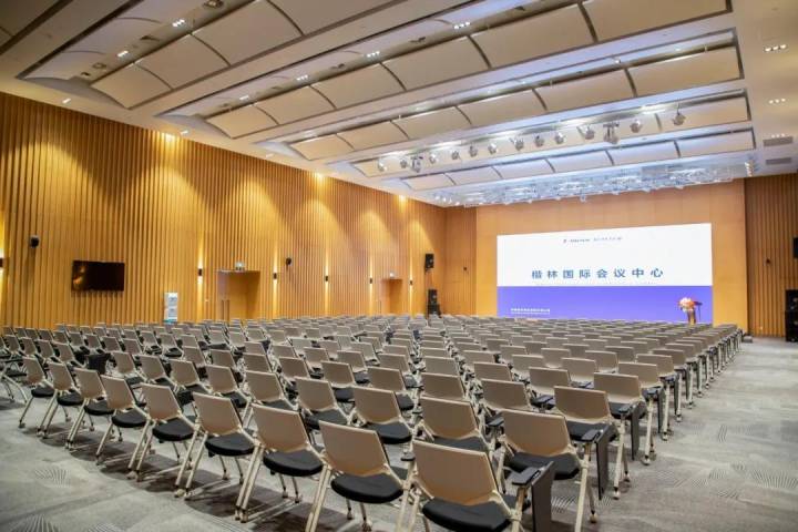 一個楷林中心，四項廣廈殊榮